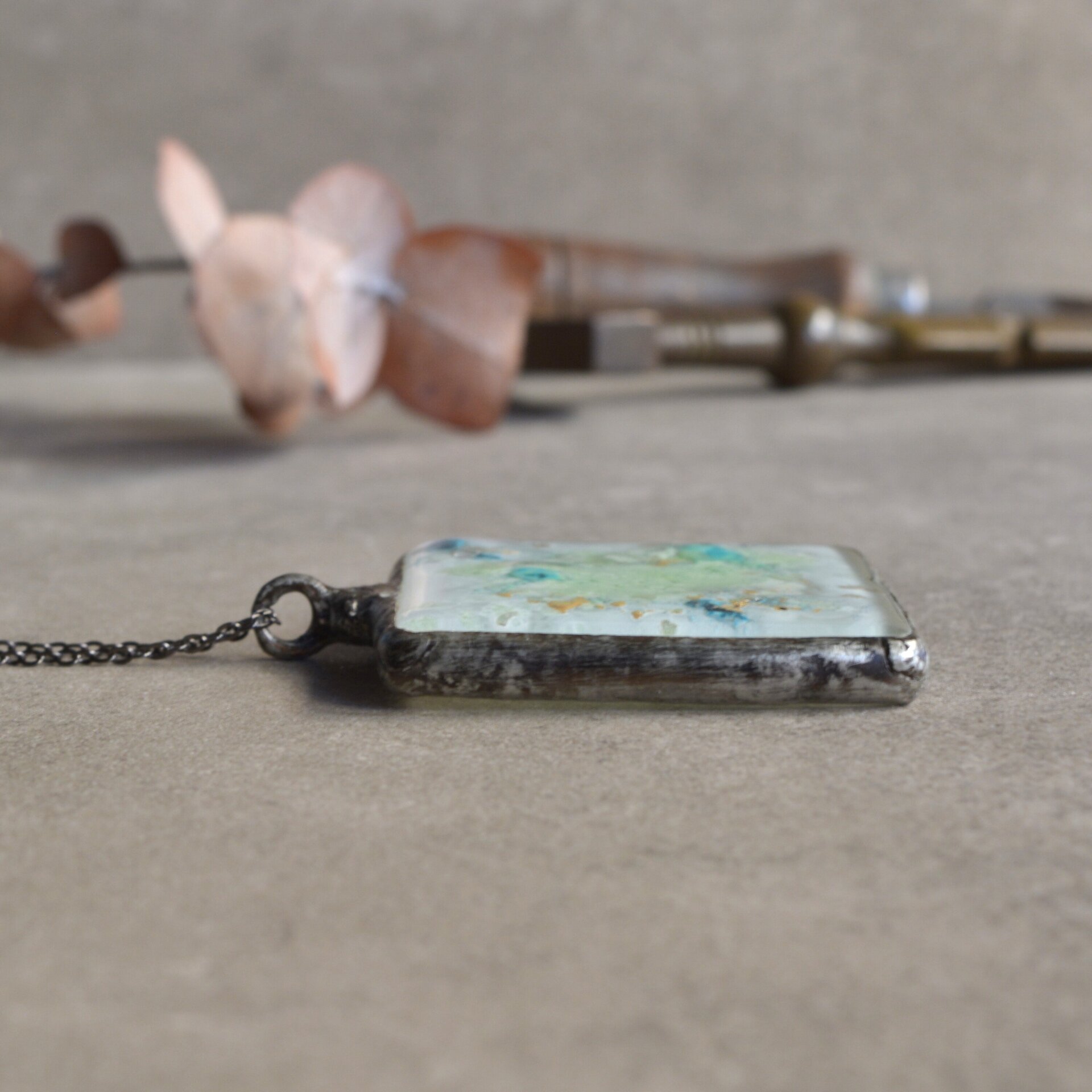 Colgante verde con cadena, Joyas creativas de vidrio artesanal - 7