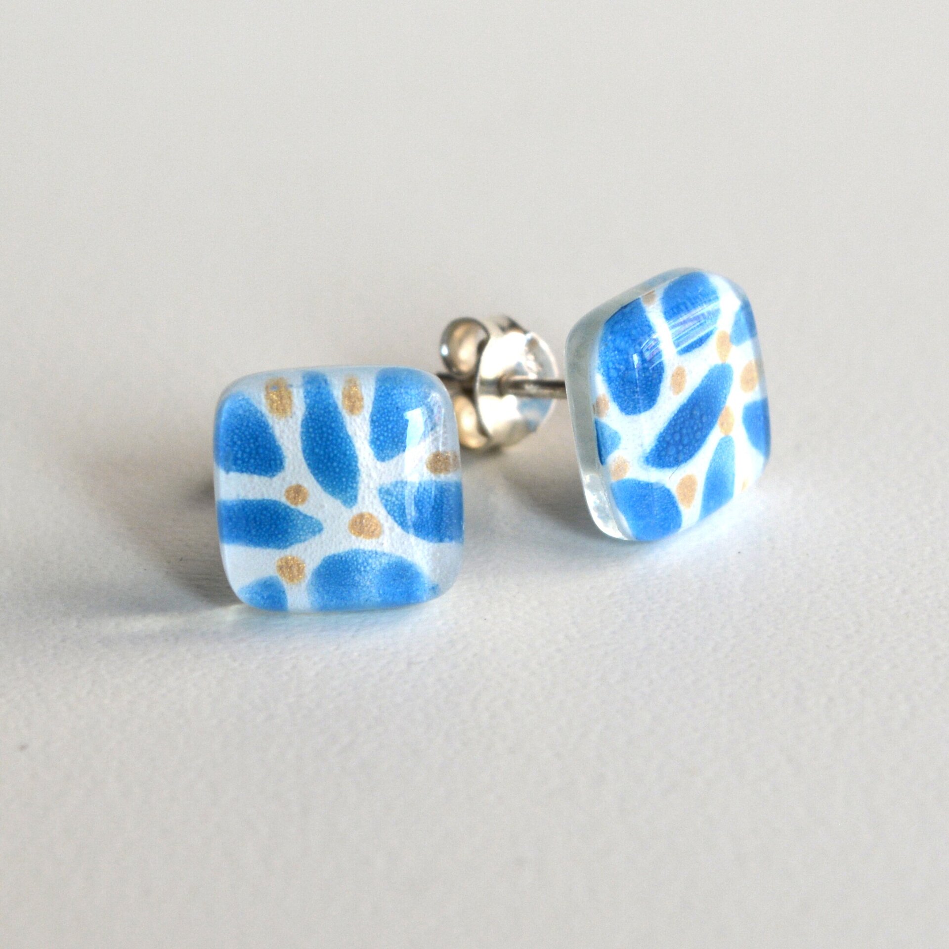 Pendientes pequeños con hojas en azul cerúleo, Vidrio y plata de ley - 6