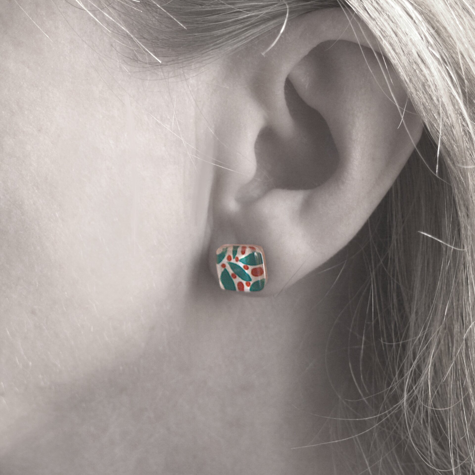 Pendientes botón con hojas y bayas en verde y rojo, Vidrio y plata de ley - 6