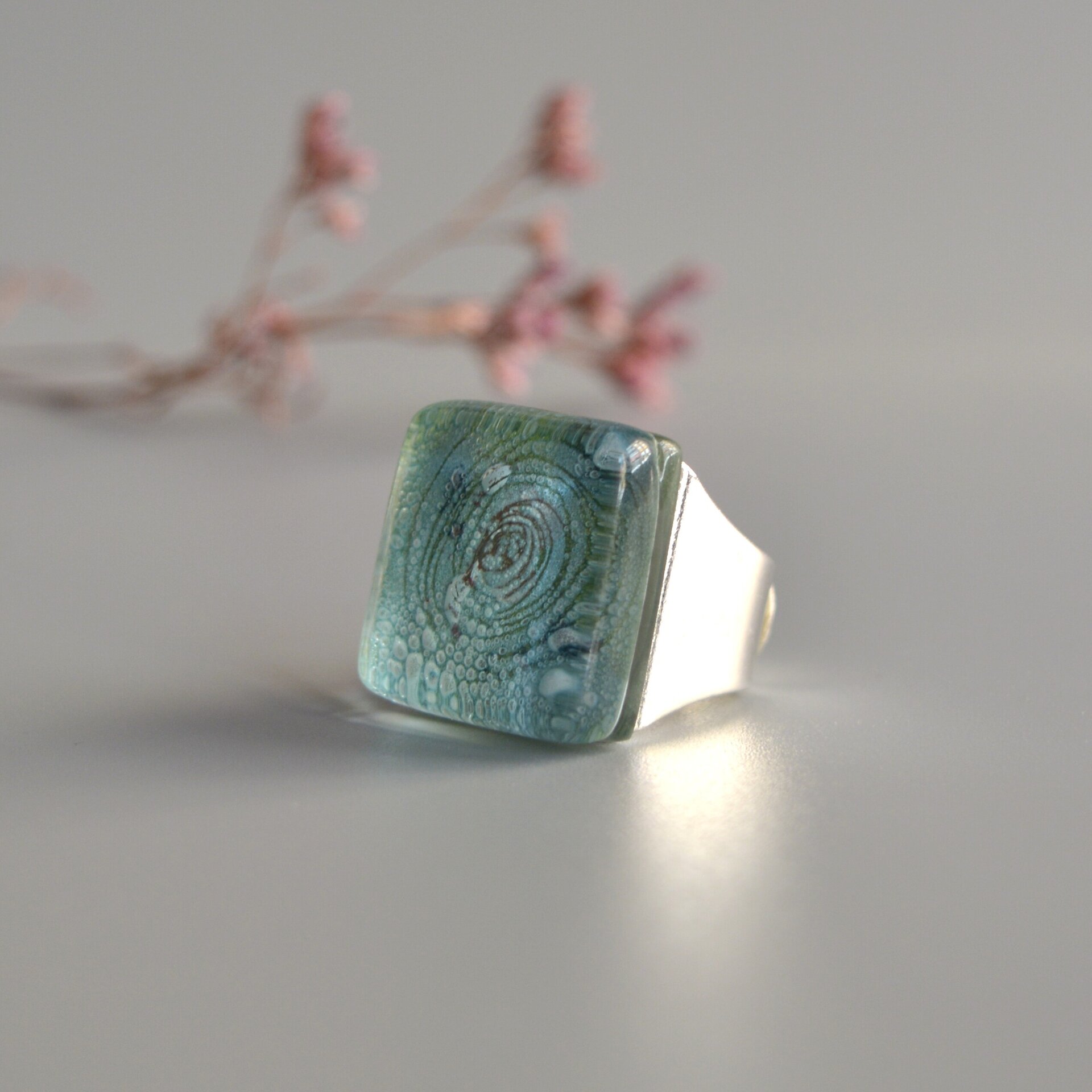 Anillo grande de vidrio verde agua, talla ajustable - 3