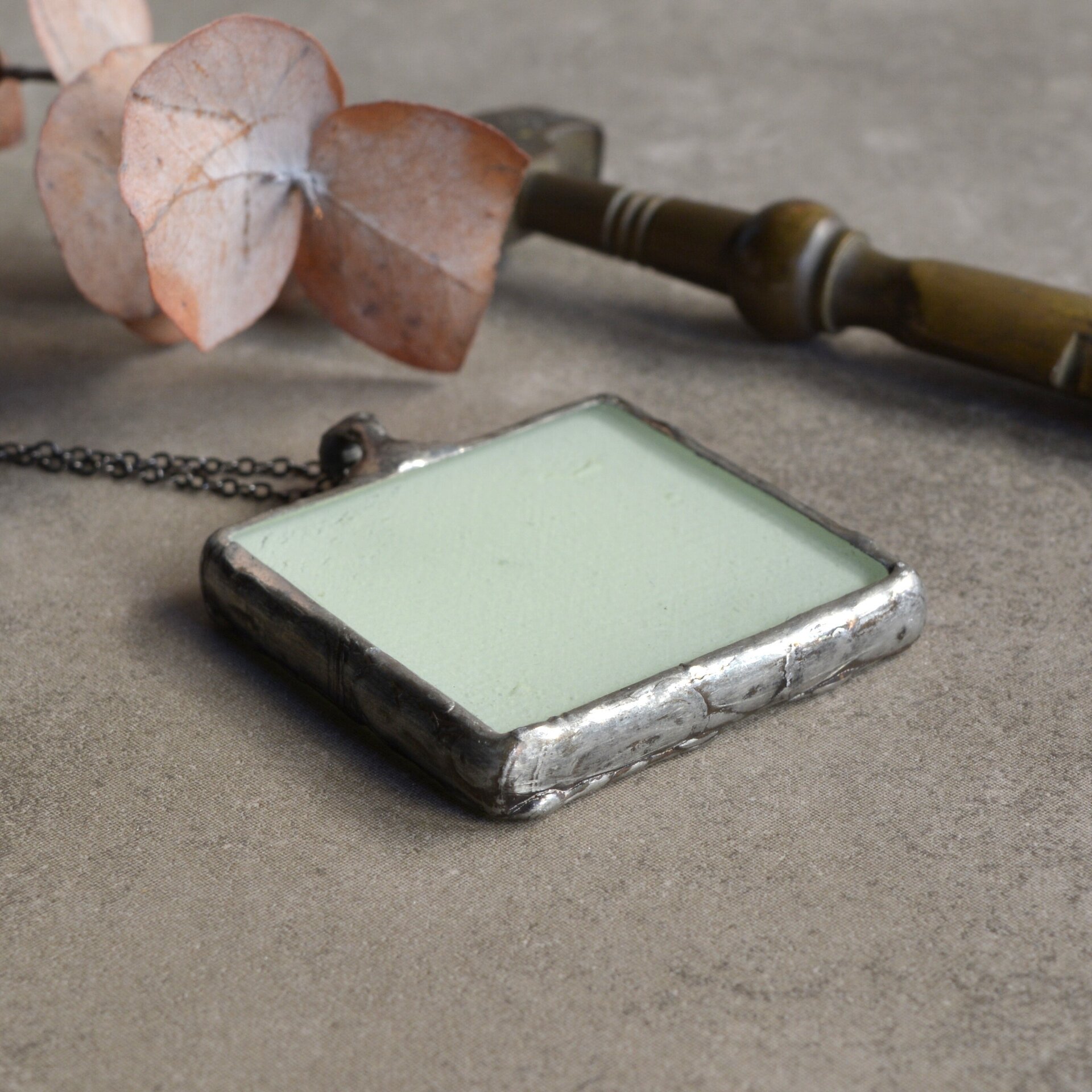 Colgante verde con cadena, Joyas creativas de vidrio artesanal - 5